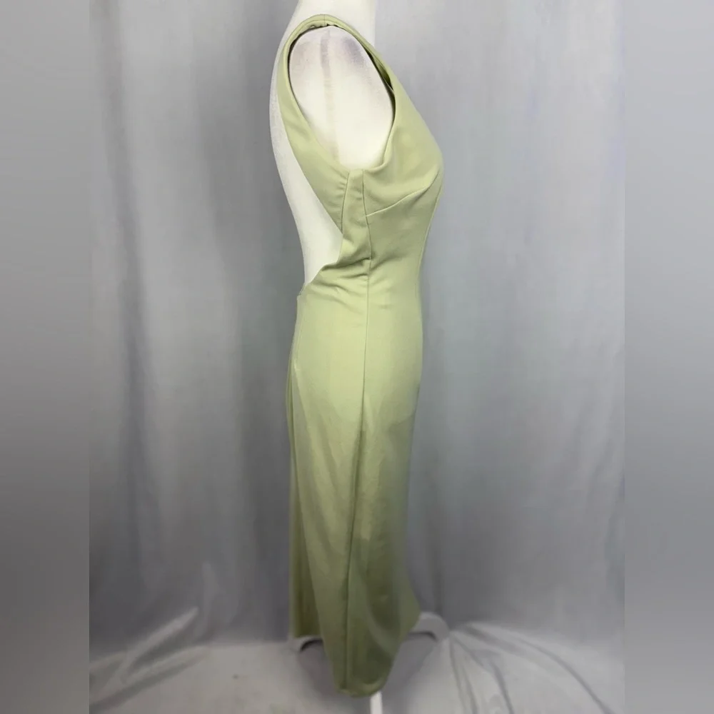 V neck midi  dress - Picture 2 of 3